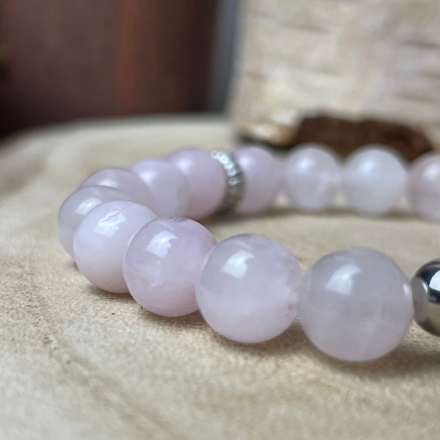 Bracelet personnalisé en Quartz Rose naturelle – Médaillon photo 20 mm | Amour Éternelle
