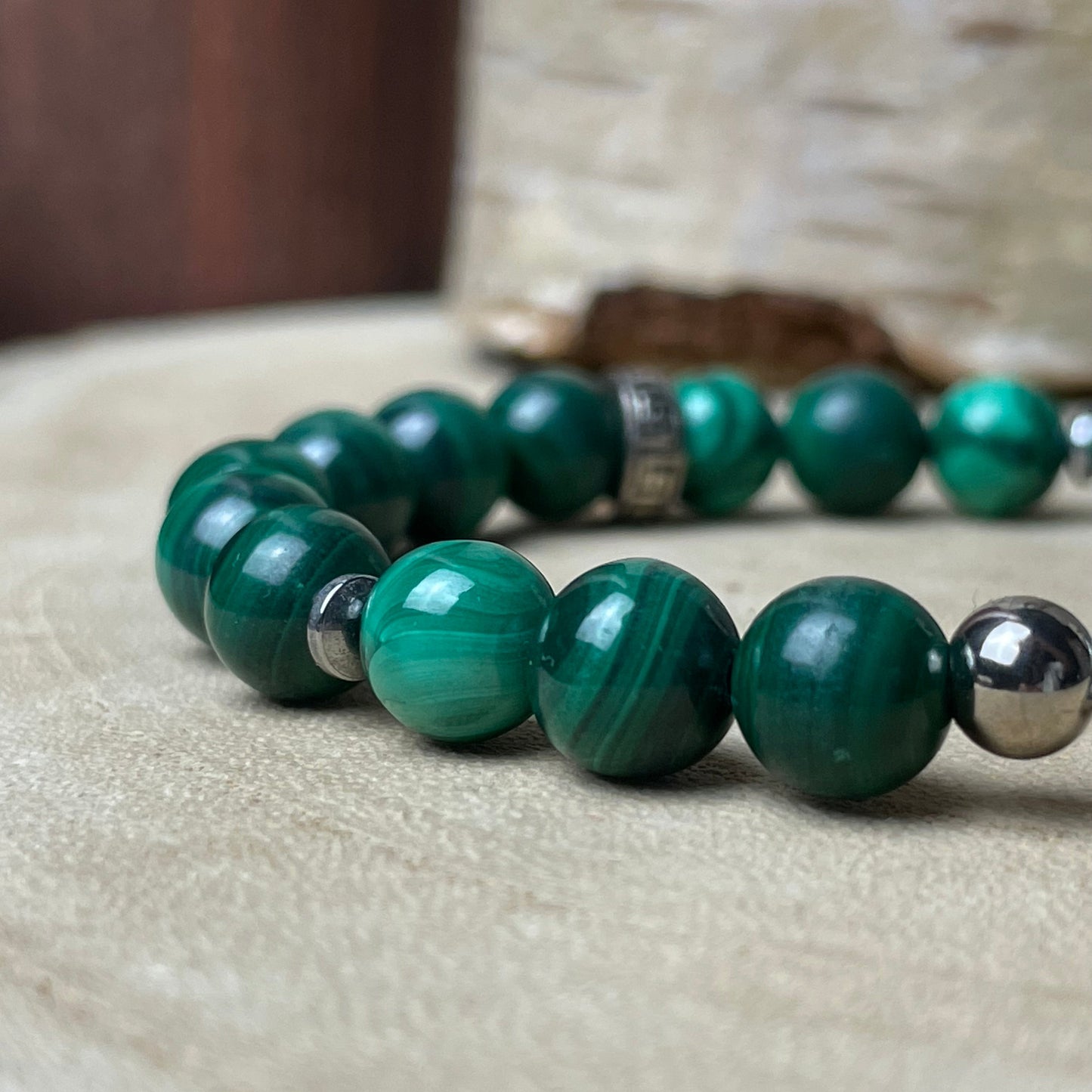 Bracelet personnalisé en Malachite naturelle – Médaillon photo 12 mm | Force Originelle