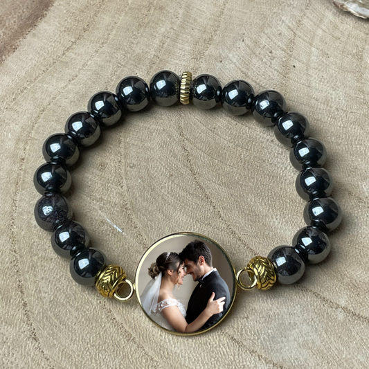 Bracelet personnalisé en Hématite naturelle – Médaillon photo 20 mm | Terre d’Acier
